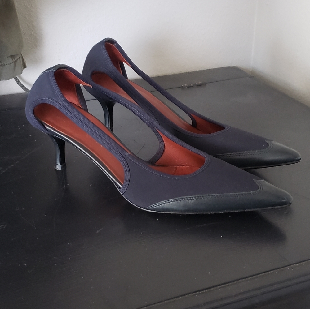 Donald J Pliner Pointed Toe Sling Back sz 6.5